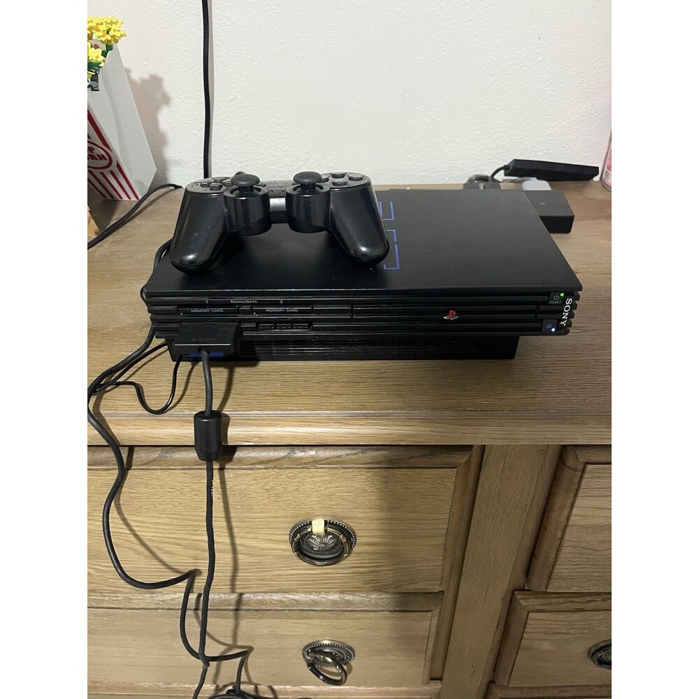Sony Playstation 2 PS2 Fat Console SCPH-30001 w/ Power Cable And Control TESTED